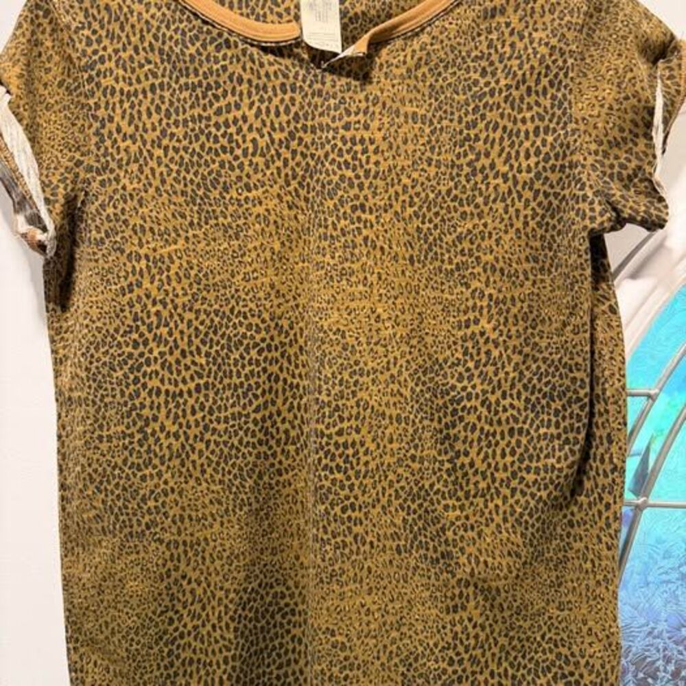 We The Free Leopard Print T-Shirt Size S